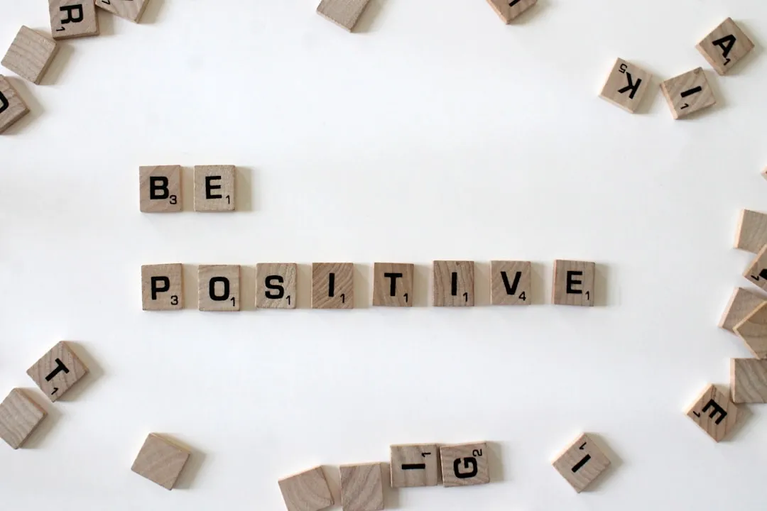 Ser peças de scrabble positivas