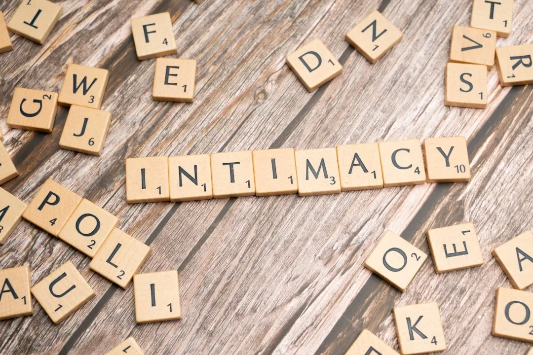 A relação fundamental entre intestino e imunidade Letras de Scrabble formando a palavra IMUNIDADE